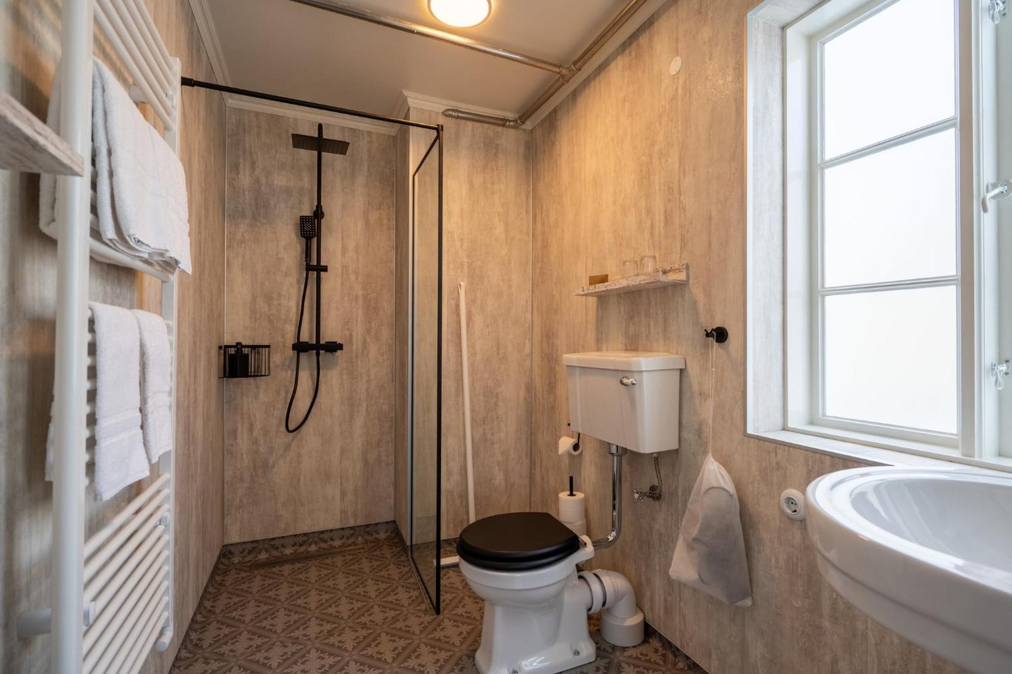 Hotel Bloenduos Blonduos Zewnętrze zdjęcie