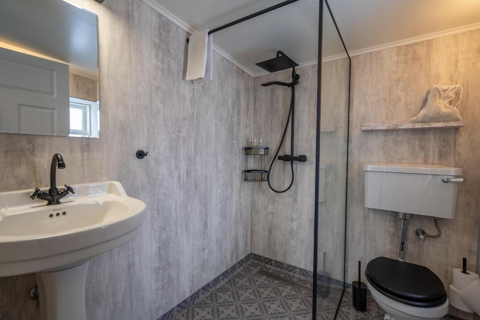 Hotel Bloenduos Blonduos Zewnętrze zdjęcie